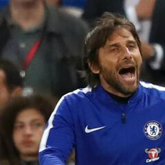 Chelsea future out of Conte's hands