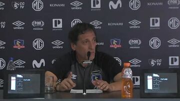 La sorpresiva reacción de Salas tras nuevo sonido de un celular