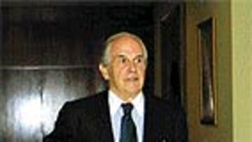 <B>DISPUESTO A SEGUIR.</B> Echevarria quiere continuar hasta 2005.