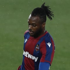 Oficial: El Leganés ficha a Doukouré por un año más otro opcional