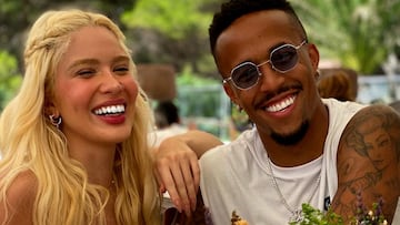 La novia de Militao se arranca a cantar el himno del Madrid y enamora a las redes