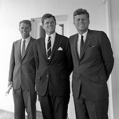 The Kennedy Curse: Deaths, accidents and assassinations | Chronology of the family’s fatal events