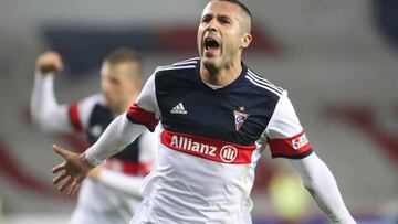 Igor Angulo volvió a marcar con el Gornik tras siete jornadas sin ver puerta.