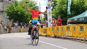 Carlos Rodríguez celebra su victoria en el Memorial José Luis Junco de la Copa de España júnior.
