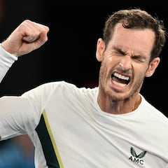 Murray logra ante Berrettini su victoria 50 en Melbourne