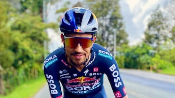 Daniel Martínez abandona La Vuelta a España en la etapa 20.