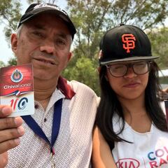 Venta de boletos para Chivas vs Tigres, entre sonrisas y quejas