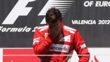 <b>EMOCIONADO. </b>Fernando Alonso, el pasado domingo, tras imponerse en Valencia en el GP de Europa.