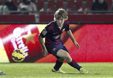 Llegó al Barça B en 2014 y  debutó con el primer equipo en un partido de Copa aquella temporada.