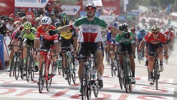 Elia Viviani celebra su victoria en la d&eacute;cima etapa de la Vuelta a Espa&ntilde;a 2018 con final en Fermoselle-Bermillo de Sayago.