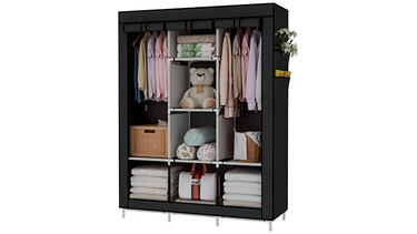 Encontramos un armario ropero barato y plegable en tres colores