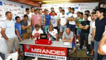Rueda de prensa de los jugadores del Mirandés.