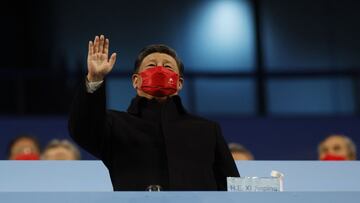 Beijing 2022 Winter Paralympic Games - Closing Ceremony - National Stadium, Beijing, China - March 13, 2022. China&#039;s President Xi Jinping waves. REUTERS/Peter Cziborra