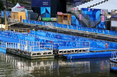 Seine polluted: what happens if triathlon swimming leg can’t take place? Alternatives