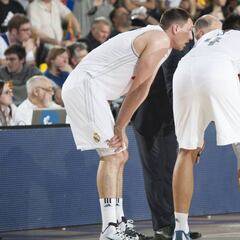 El Madrid tiene cinco jornadas para cazar al Valencia y al Barça