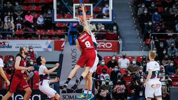 Adam Waczynski y Deon Thompson se vengan de sus ex