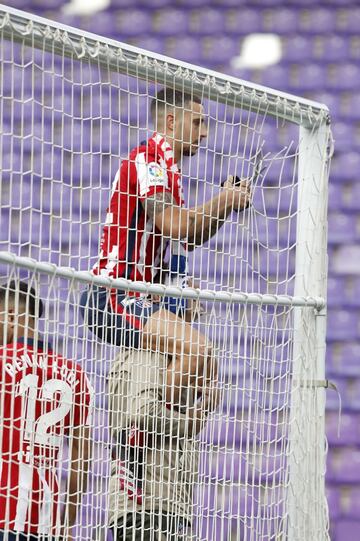 Hermoso, cortando la red en Zorrilla.