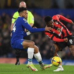 Lerma juega los 90′ en caída de Bournemouth ante Chelsea