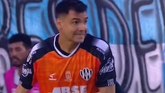 Dos tapadones a Mauro Zárate y un error: el ingrato partido de Toselli