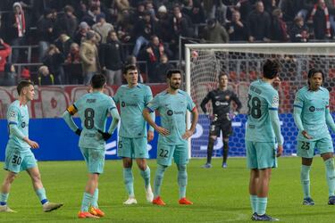 Xavi gets desperate: Barça manager criticises his players after Antwerp defeat