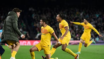 Barcelona's Spanish forward #07 Ferran Torres celebrates scoring his team's fourth goal during the Spanish League football match between Real Betis and FC Barcelona at the Benito Villamarin stadium in Seville on January 21, 2024. (Photo by CRISTINA QUICLER / AFP)