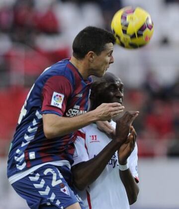 Raúl Navas y Mbia.