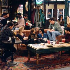 Friends’ stars accused of “deliberately tanking jokes”