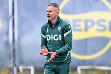 Gaizka Garitano: “El Burgos es el equipo que más trabajado está”