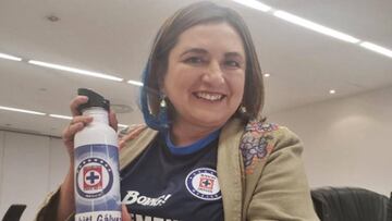 Xóchitl Galvéz Cruz Azul