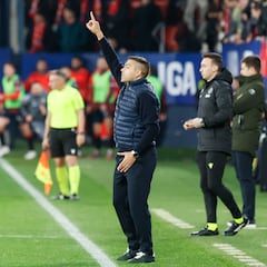 El Levante, en medio del baile de banquillos