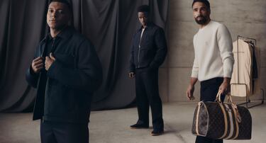 Mbappé, Vinicius y Carvajal posan con el nuevo traje de viaje. 