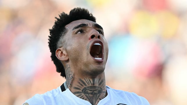 Igor Jesus, de brillar en el Mundial a la Premier