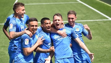 El Fuenlabrada celebra uno de los goles.