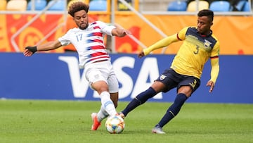 El lateral zurdo se march&oacute; del partido ante Estados Unidos por molestias f&iacute;sicas pero asegura que es &quot;leve&quot;. No qiuere perderse las semifinales.