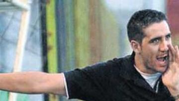 <b>MOLESTO. </b>Jaime Molina se queja del trato que ha recibido su equipo en Córdoba.