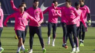 19/12/14 FC BARCELONA ENTRENAMIENTO
 XAVI - BUSQUETS - GRUPO