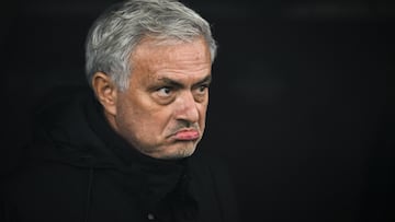 Roma's Portuguese coach Jose Mourinho grimaces prior to the UEFA Europa League Group G football match between Servette FC and AS Roma at the Stade de Geneve in Geneva on November 30, 2023.mor (Photo by Fabrice COFFRINI / AFP)