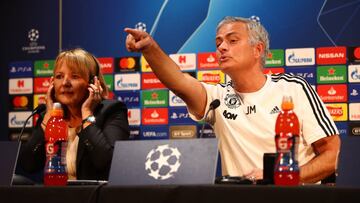 Mourinho, sobre su 'charla' con Zidane: "Preg¨²ntale a quien lo escribi¨®, le tienes detr¨¢s"