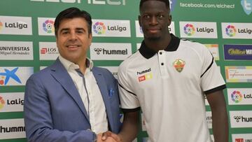 "Nuke" Mfulu ha sido presentado con el Elche