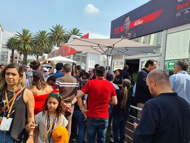 A Pierre Gasly le abrieron su mochila en el paddock del GP de México