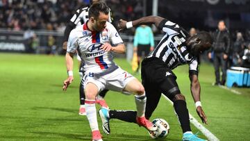 El Lyon reacciona tras dos derrotas a costa del Angers