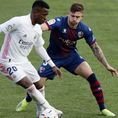 Vinicius malgasta una bala