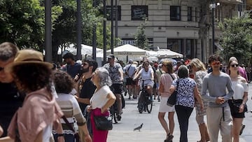 Revelan las comunidades que mejor y peor caen a los españoles: hay una ironía con el encargado del estudio