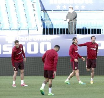 Filipe Luis y Godin.