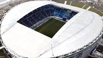 Vista a&eacute;rea del Zentralstadion de Leipzig, comercialmente denomionado Red Bull Arena.
 