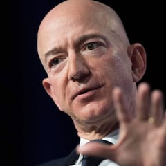 Filtran los mensajes sexuales que Jeff Bezos enviaba a su amante