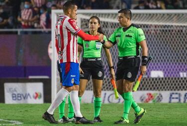 Martino le sugiere a los árbitros de la Liga MX no cortar tanto los juegos