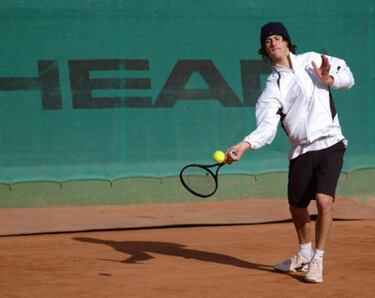 Javi Martí: “Nadal puede estar horas sin fallar una pelota”