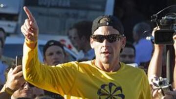 <b>EN EL PUNTO DE MIRA. </b>Lance Armstrong podría pagar cantidades millonarias en indemnizaciones.