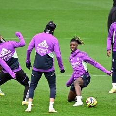 Benzema vuelve a empezar